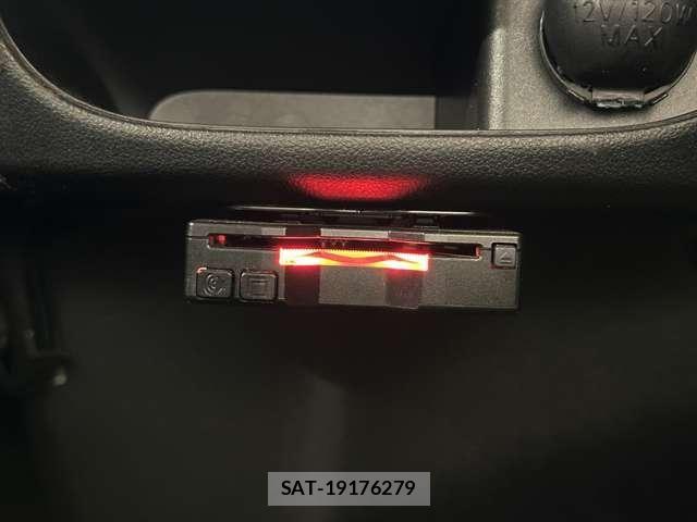 Daihatsu TANTO CUSTOM 2018-04 6914353-20