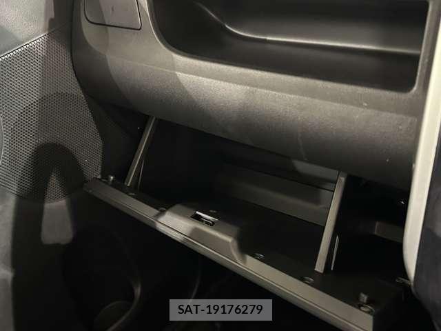 Daihatsu TANTO CUSTOM 2018-04 6914353-22