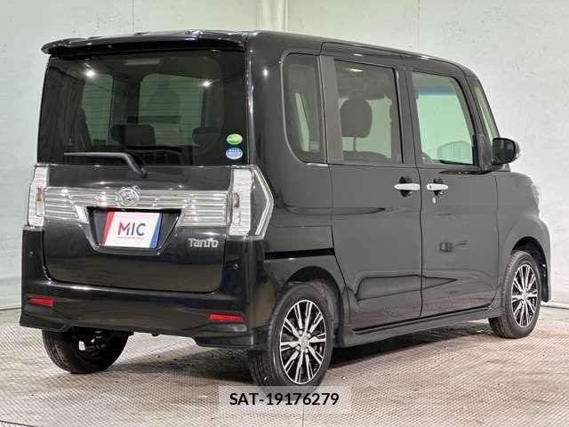 Daihatsu TANTO CUSTOM 2018-04 6914353-4