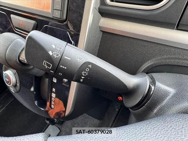 Daihatsu TANTO CUSTOM 2019-05 6914356-22