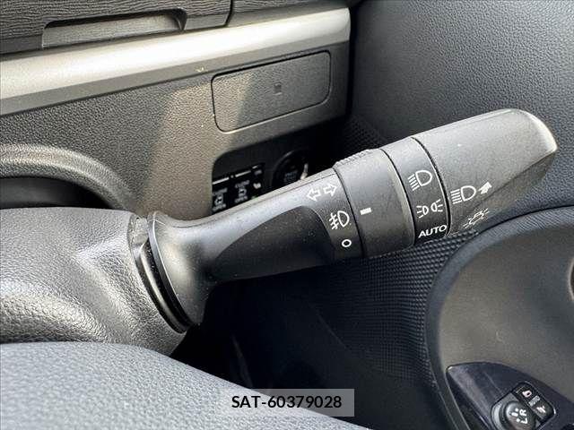 Daihatsu TANTO CUSTOM 2019-05 6914356-23