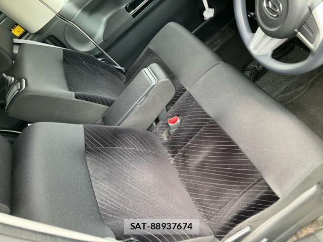 Daihatsu TANTO CUSTOM 2016-03 6998770-11