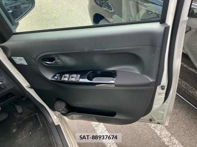 Daihatsu TANTO CUSTOM 2016-03 6998770-12