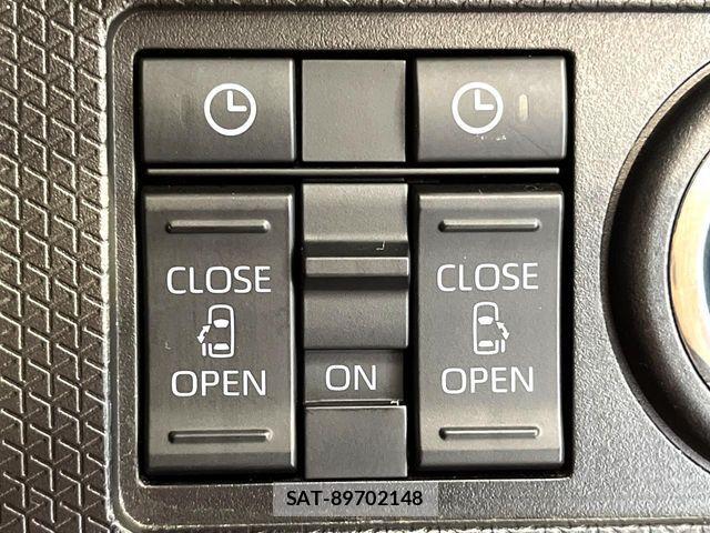 Daihatsu TANTO CUSTOM 2019-11 6998767-4