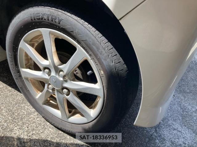 Daihatsu TANTO CUSTOM 2011-06 6998813-7