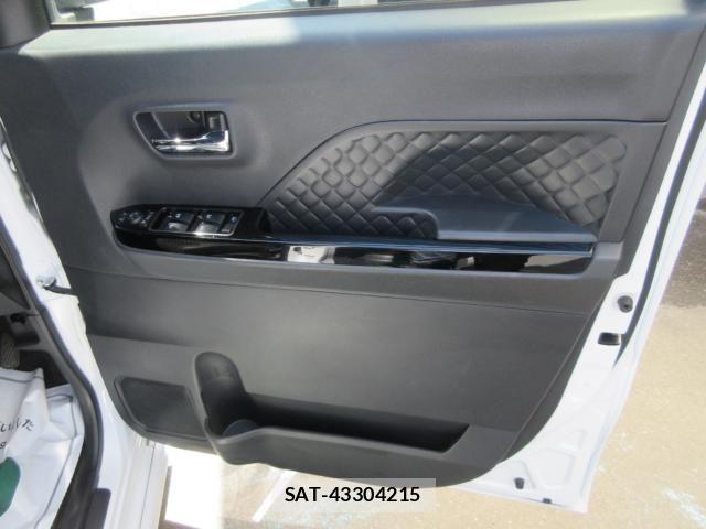Daihatsu TANTO CUSTOM 2020-12 7021758-12