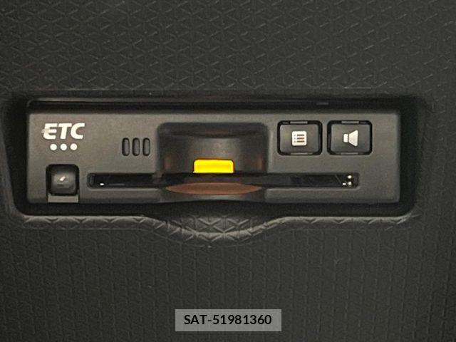Daihatsu TANTO CUSTOM 2023-05 7021755-5
