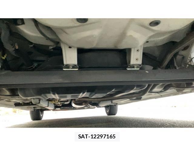 Daihatsu TANTO CUSTOM 2017-04 7061050-13