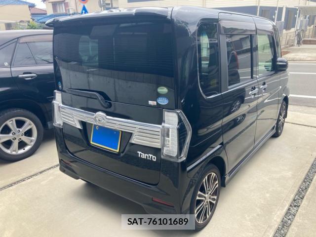 Daihatsu TANTO CUSTOM 2016-04 7061052-5