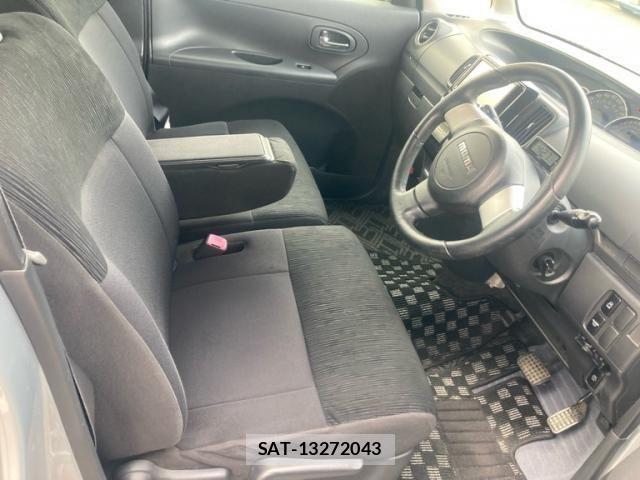 Daihatsu TANTO CUSTOM 2012-02 7061054-2