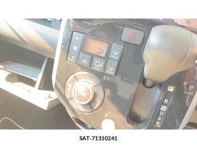 Daihatsu TANTO CUSTOM 2015-06 7225992-18