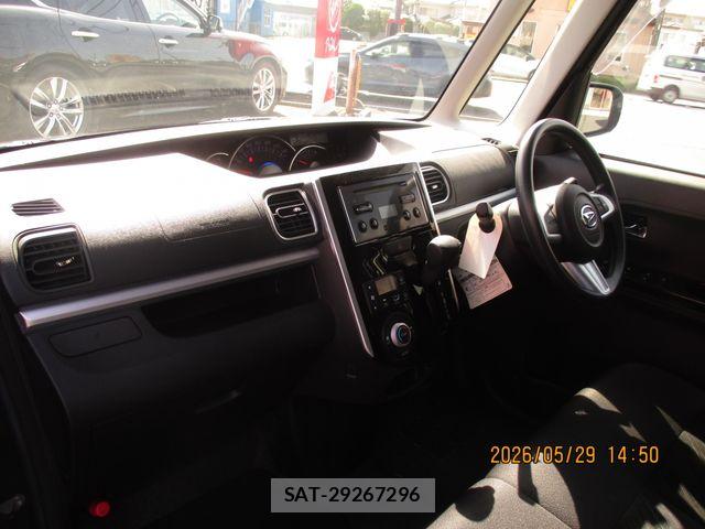 Daihatsu TANTO CUSTOM 2017-05 7226006-11