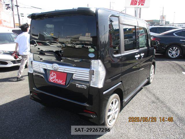 Daihatsu TANTO CUSTOM 2017-05 7226006-2