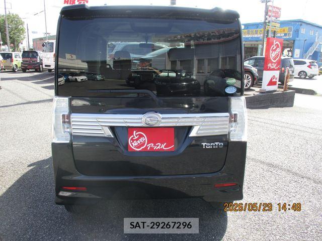 Daihatsu TANTO CUSTOM 2017-05 7226006-6