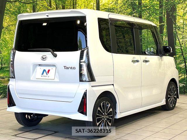 Daihatsu TANTO CUSTOM 2022-10 7226054-16
