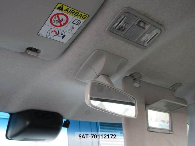 Daihatsu TANTO CUSTOM 2019-02 7226027-12