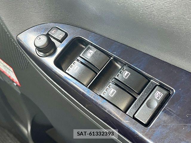 Daihatsu TANTO CUSTOM 2018-03 7226024-17
