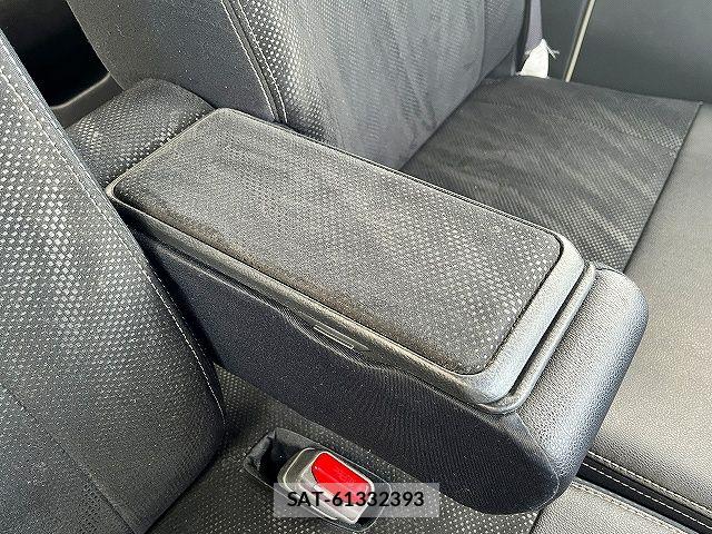 Daihatsu TANTO CUSTOM 2018-03 7226024-23