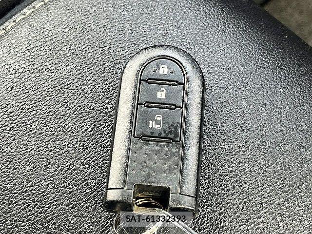 Daihatsu TANTO CUSTOM 2018-03 7226024-25