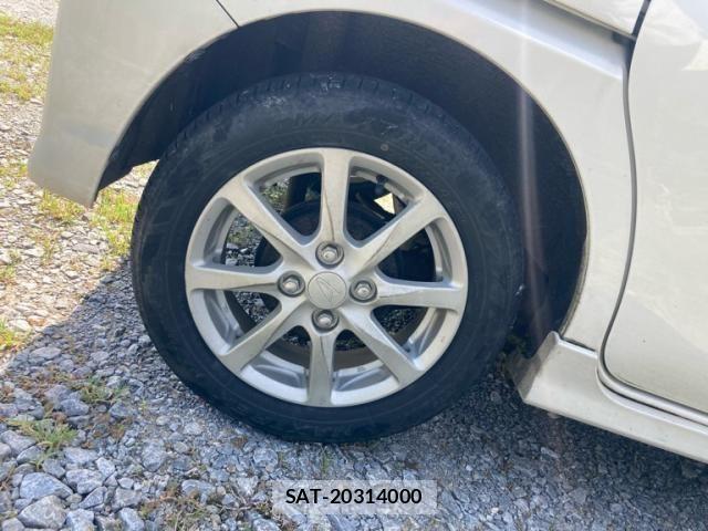 Daihatsu TANTO CUSTOM 2014-06 7225984-6