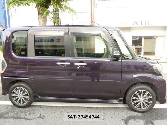 Daihatsu TANTO CUSTOM 2017-06 7226007-8