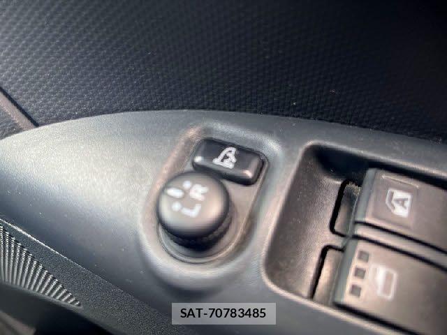 Daihatsu TANTO CUSTOM 2011-01 7225961-17