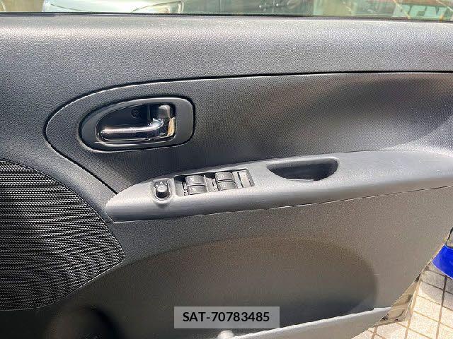 Daihatsu TANTO CUSTOM 2011-01 7225961-18