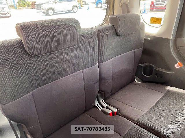 Daihatsu TANTO CUSTOM 2011-01 7225961-3