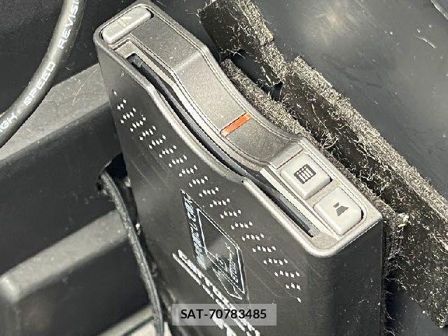 Daihatsu TANTO CUSTOM 2011-01 7225961-5