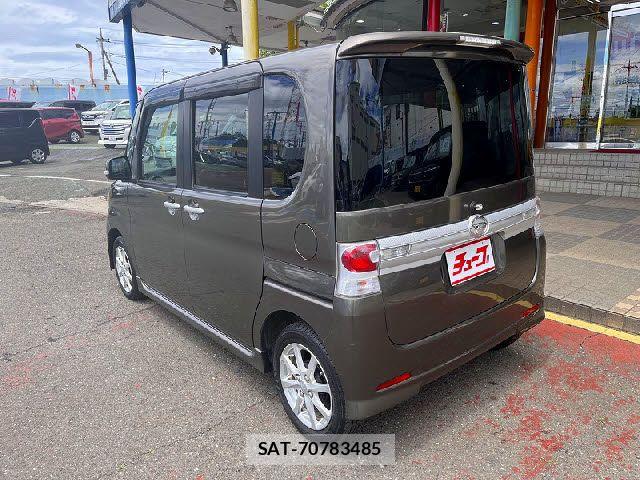 Daihatsu TANTO CUSTOM 2011-01 7225961-8