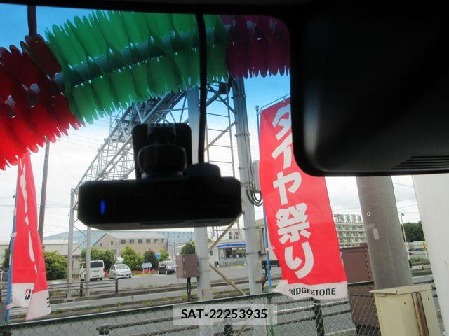 Daihatsu TANTO CUSTOM 2019-05 7226030-9