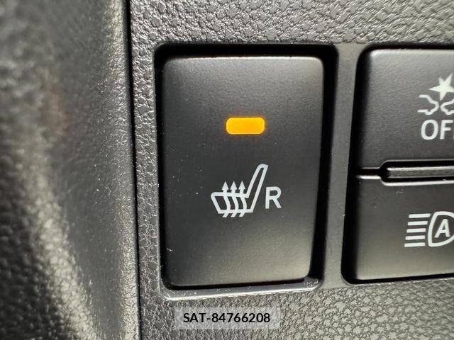 Daihatsu TANTO CUSTOM 2017-02 7226005-21