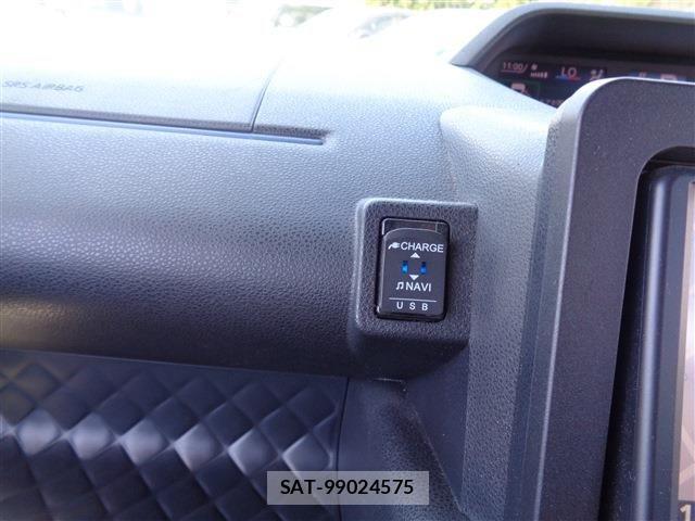 Daihatsu TANTO CUSTOM 2021-05 7226047-28