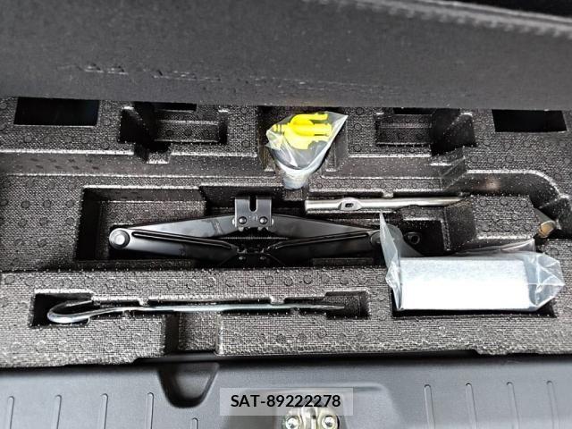 Daihatsu TANTO CUSTOM 2022-05 7226048-29