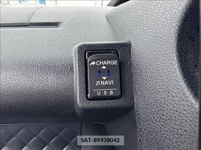 Daihatsu TANTO CUSTOM 2021-03 7252563-25