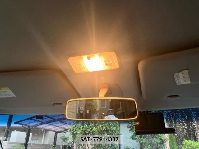Daihatsu TANTO CUSTOM 2010-01 7252577-19