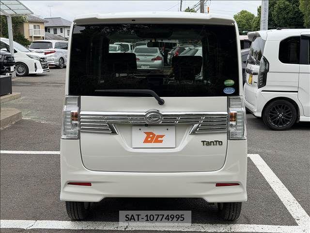 Daihatsu TANTO CUSTOM 2017-06 7252573-22