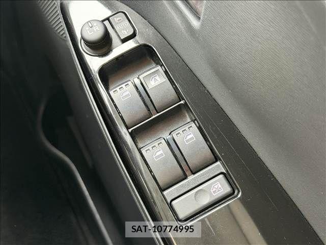 Daihatsu TANTO CUSTOM 2017-06 7252573-26