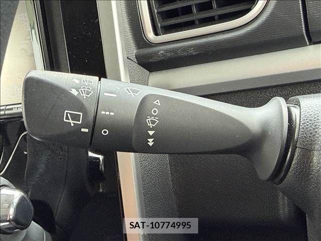 Daihatsu TANTO CUSTOM 2017-06 7252573-28
