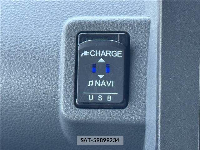 Daihatsu TANTO CUSTOM 2020-08 7252567-24