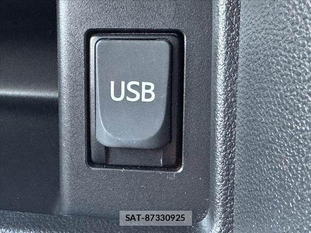 Daihatsu TANTO CUSTOM 2014-03 7252576-26