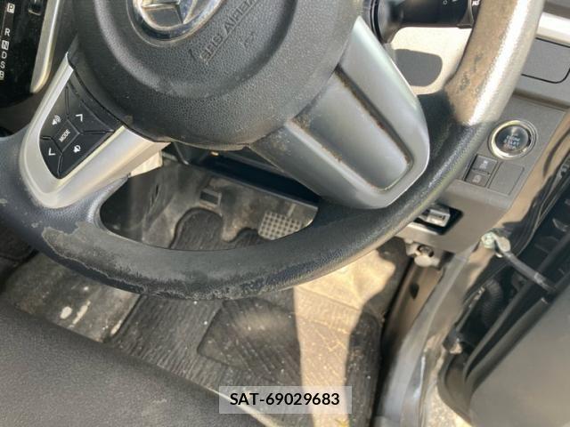 Daihatsu TANTO CUSTOM 2017-11 7330619-11