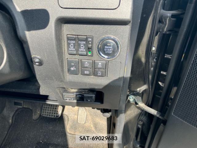Daihatsu TANTO CUSTOM 2017-11 7330619-8