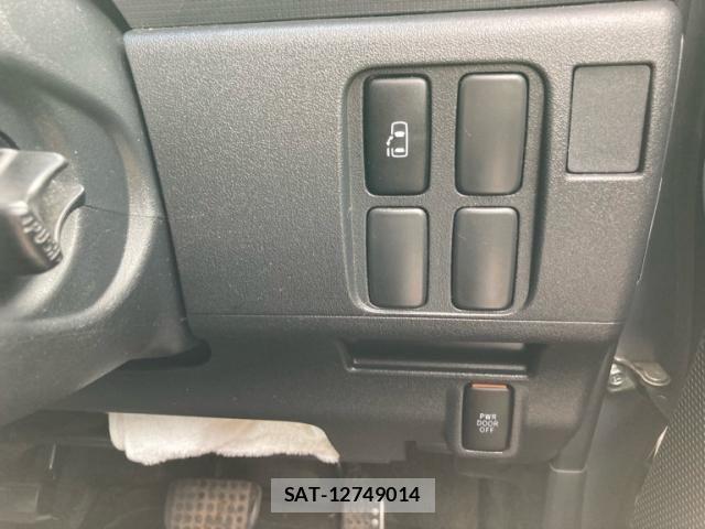 Daihatsu TANTO CUSTOM 2011-08 7330611-15