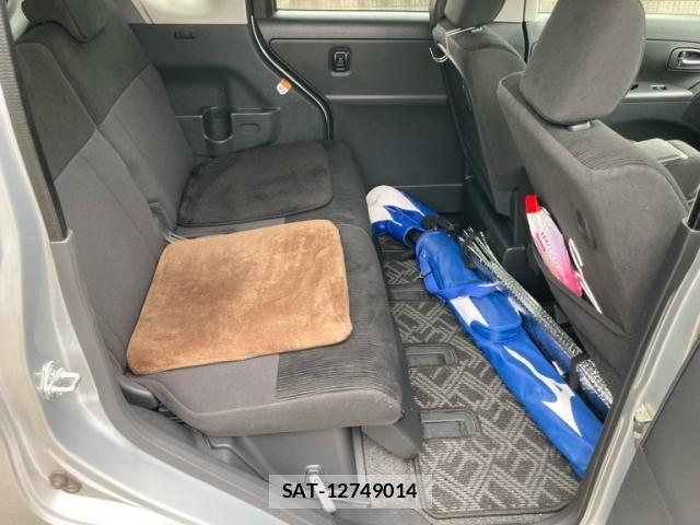 Daihatsu TANTO CUSTOM 2011-08 7330611-19
