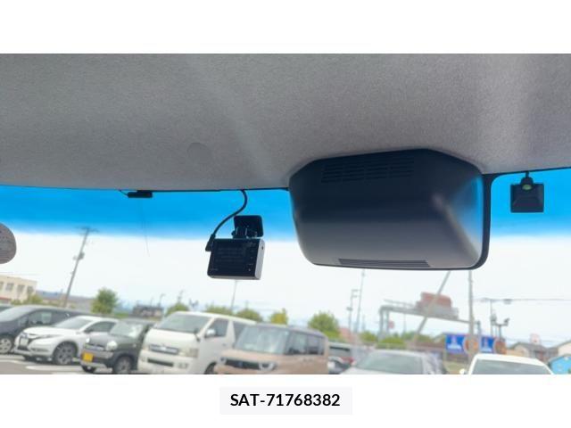 Daihatsu TANTO CUSTOM 2018-09 7330598-13