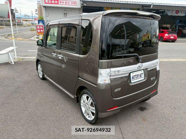 Daihatsu TANTO CUSTOM 2013-08 7330612-17