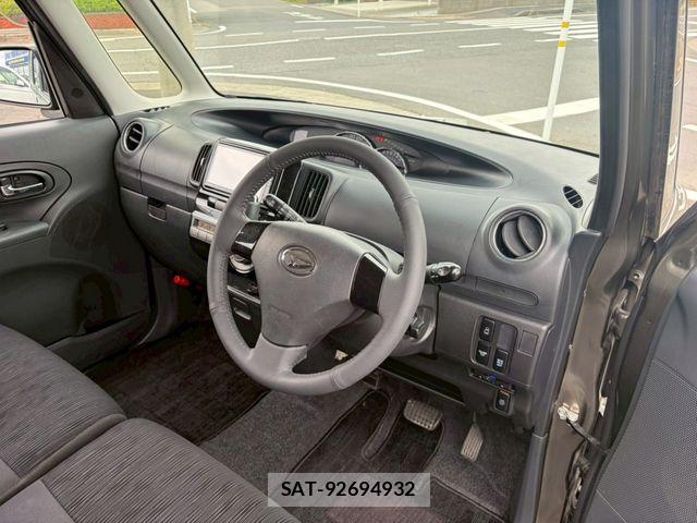 Daihatsu TANTO CUSTOM 2013-08 7330612-23