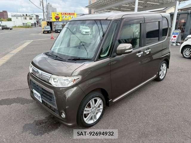 Daihatsu TANTO CUSTOM 2013-08 7330612-28