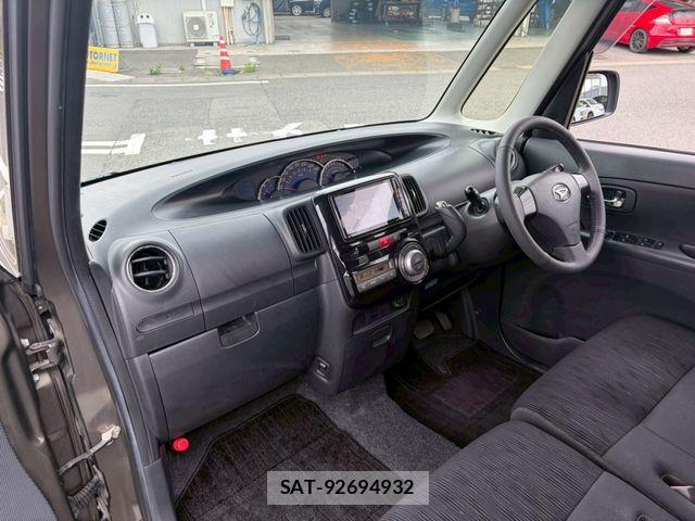 Daihatsu TANTO CUSTOM 2013-08 7330612-2
